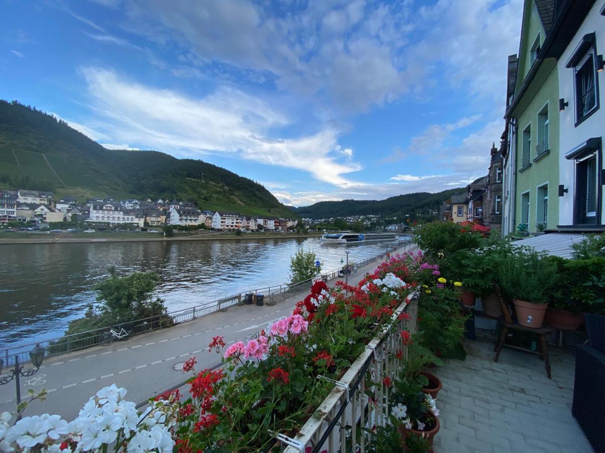Holiday Apartment Mit Moselblick Im Moselhaus Cochem Exterior foto