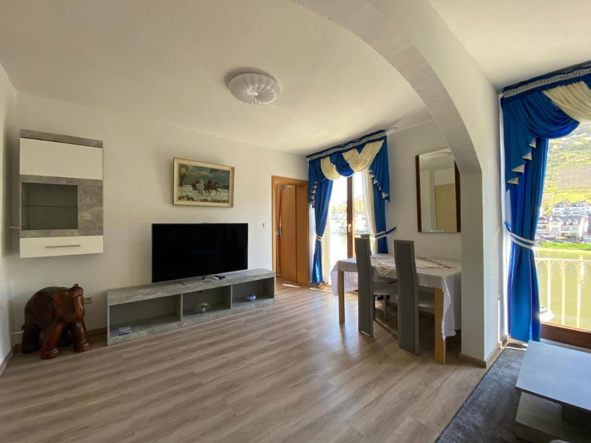Holiday Apartment Mit Moselblick Im Moselhaus Cochem Exterior foto